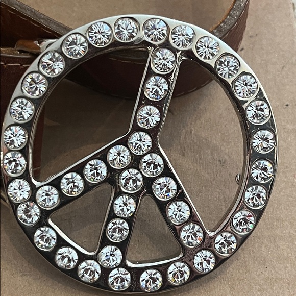 Leatherock Brown Belt with Silver Peace Buckle long marked - Picture 2 of 7